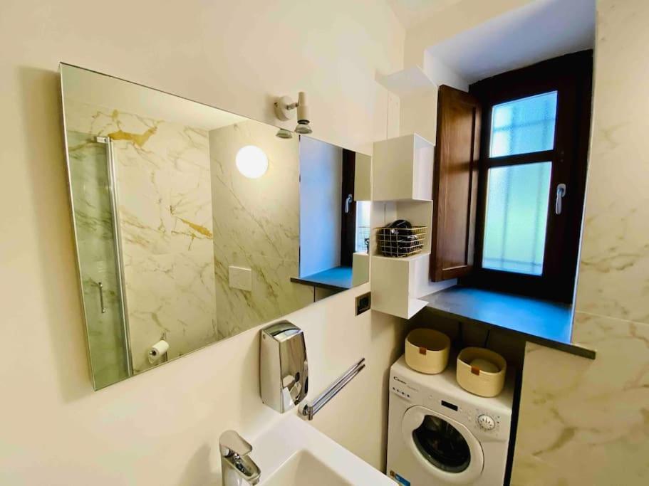 Casa Macrino Apartment Alba ภายนอก รูปภาพ