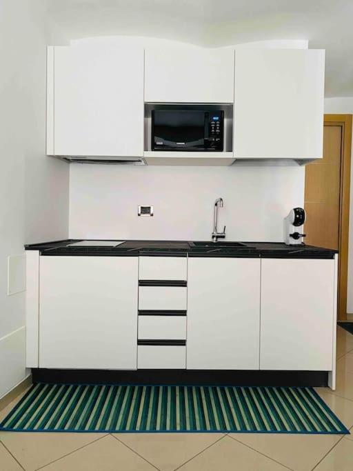 Casa Macrino Apartment Alba ภายนอก รูปภาพ