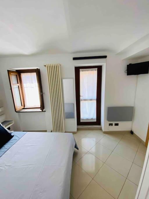 Casa Macrino Apartment Alba ภายนอก รูปภาพ